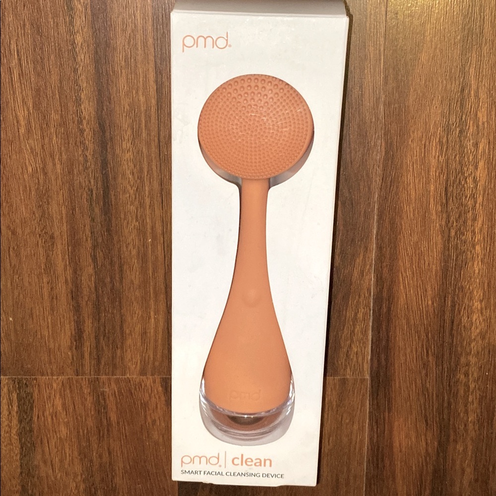 Facial Cleansing Device (PMD Clean)